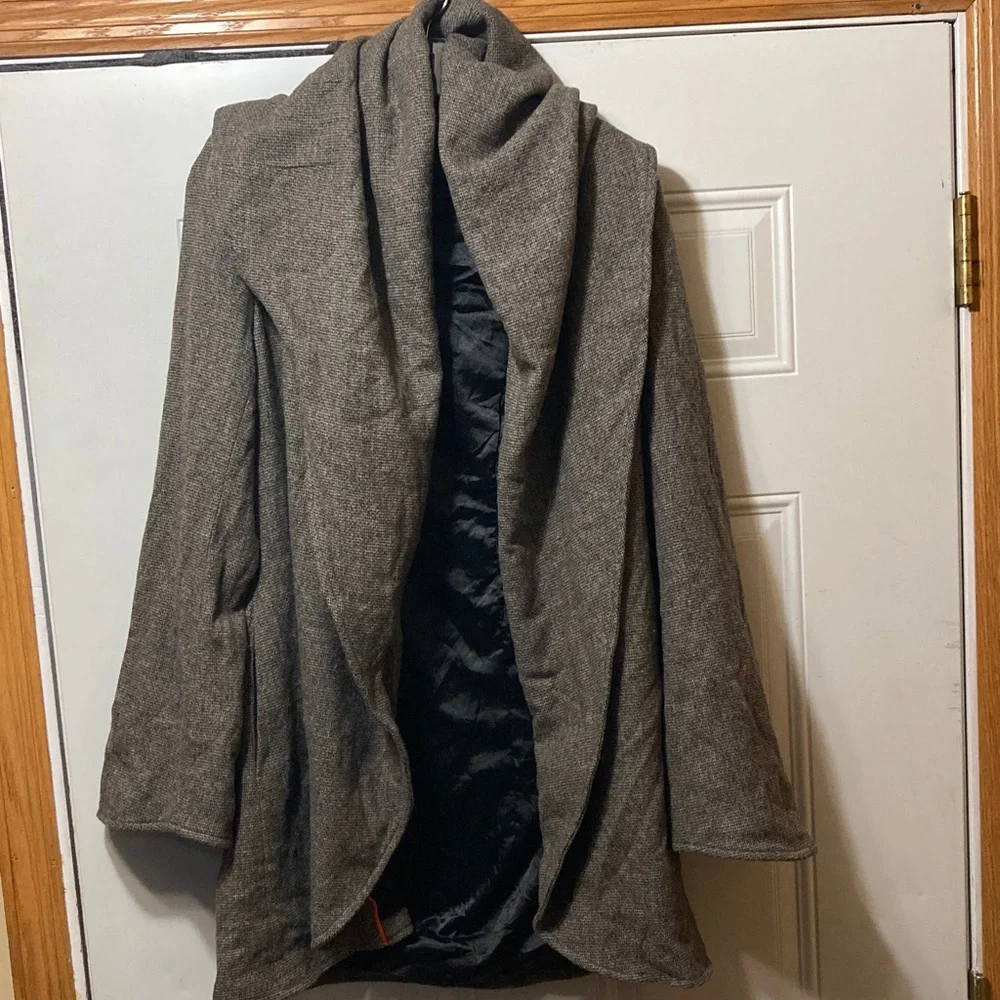 G.e.t. Gray Open Front Coat‎ M NWT